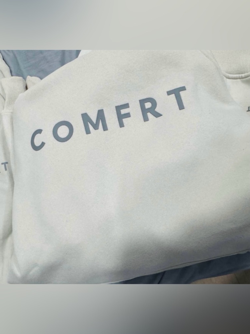 NWOT Comfrt Tranquil Hoodie in Cotton - Picture 4 of 4